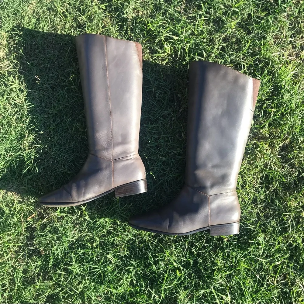 St. John’s Bay  Leather Tall Taupe  Boots Size 9 - Picture 5 of 8